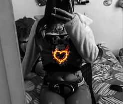 lorenitha_19's webcam