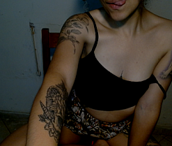 Lola888_'s webcam