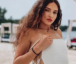 BabyFlowerr's webcam