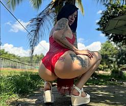 Join queensquirt33's video chat. Free webcam & chat. queensquirt33's webcam