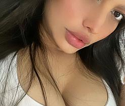 ImSweetLips's webcam