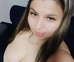 Isabella_wish1's webcam