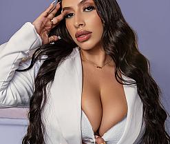 Join LeahLombardi's video chat. Free webcam & chat. LeahLombardi's webcam