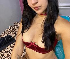 carinalopez707's webcam