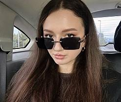 CyrenaLuxe's webcam