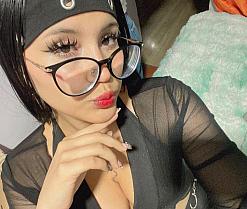 Emari_doll's webcam