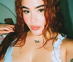 AlmaSweet_'s webcam