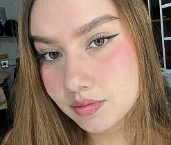 HannahBlair's webcam