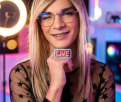 emma_miller_'s webcam